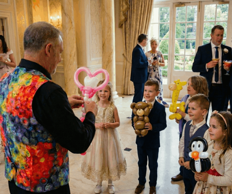 PPhil Twisting Balloons wedding reception in Hamilton